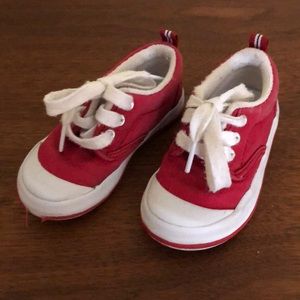 Toddler unisex red sneakers
